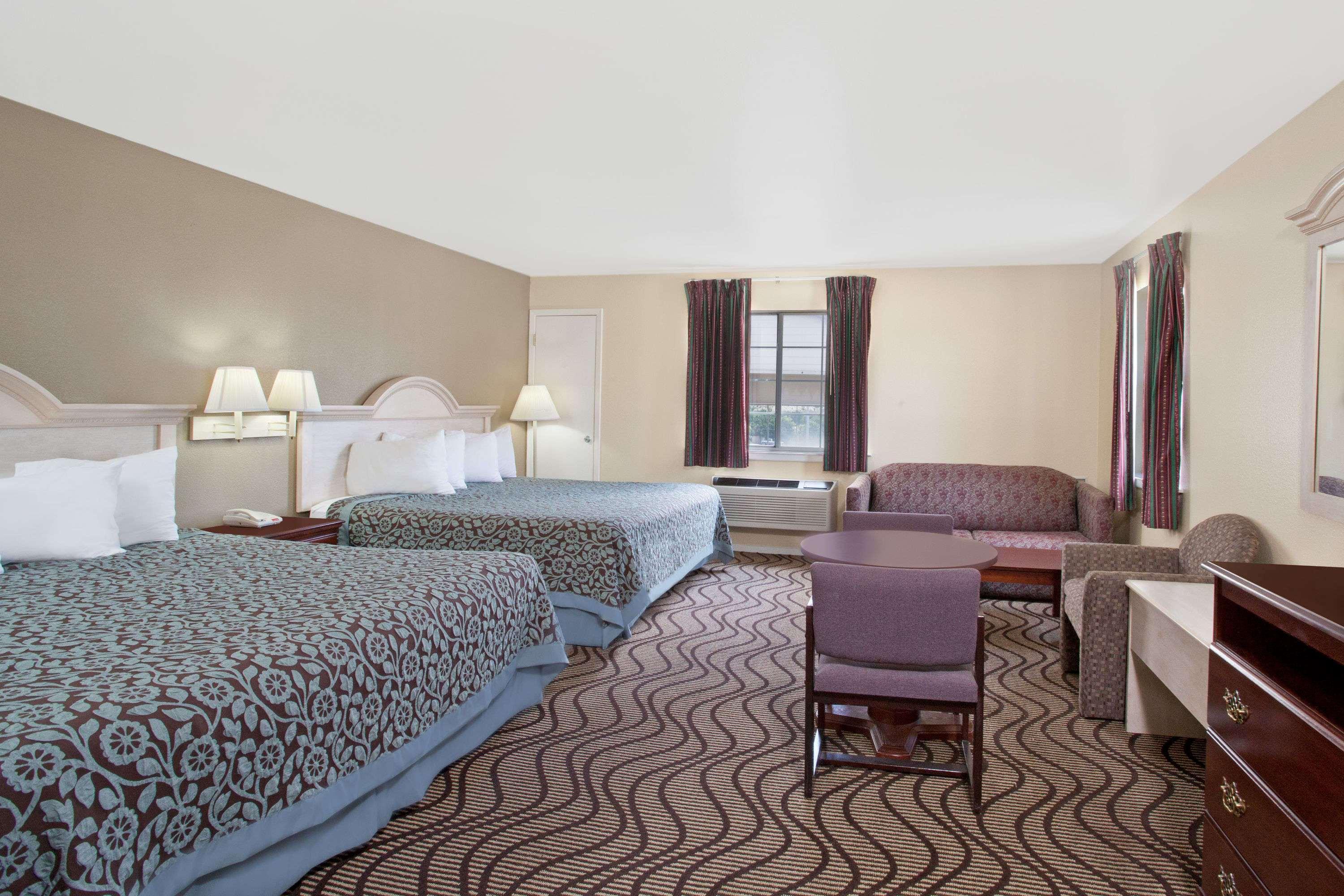 Days Inn by Wyndham Kerrville Eksteriør billede